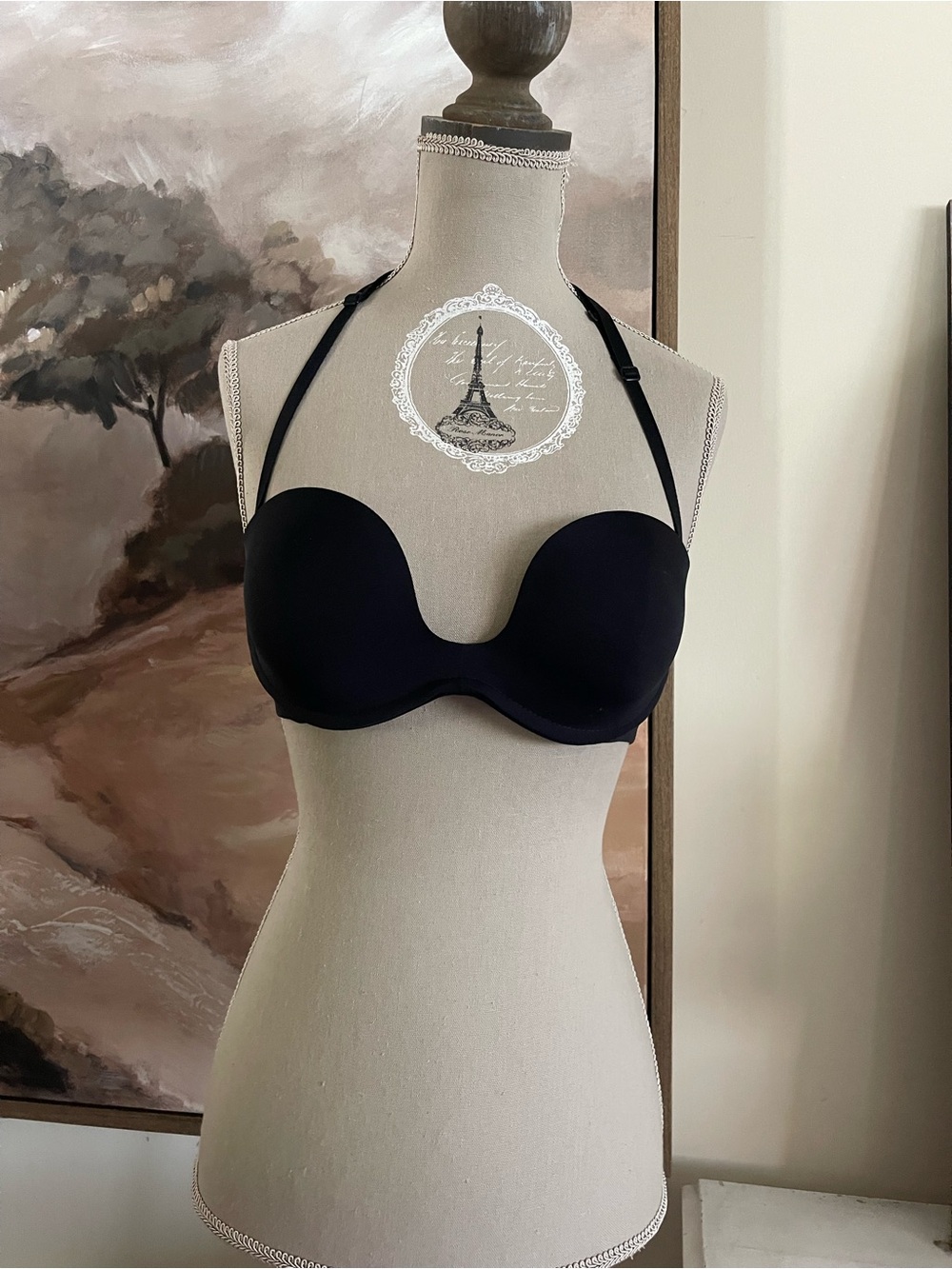Intimissimi Molded Black Halter/Strapless Bra with Convertible Straps